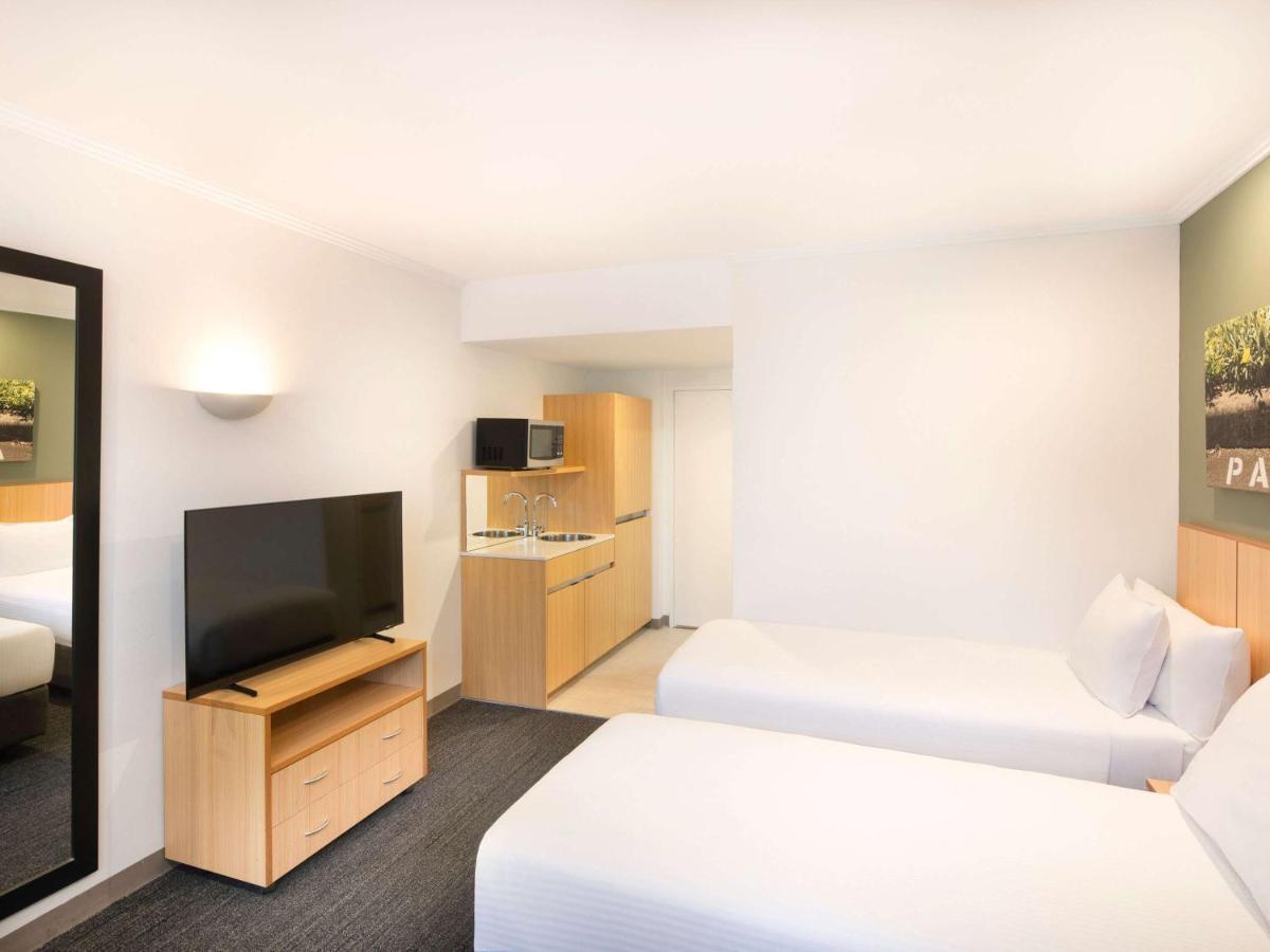 Mercure Sydney Macquarie Park Eksteriør billede